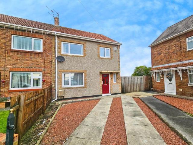 3 bedroom semi detached house for sale