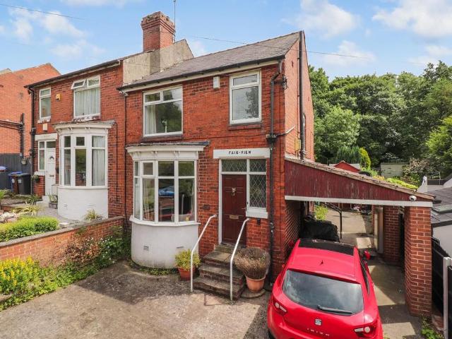 3 bedroom semi detached house for sale