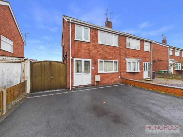 3 bedroom semi detached house for sale