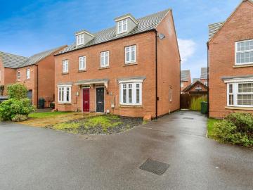 3 bedroom semi detached house for sale