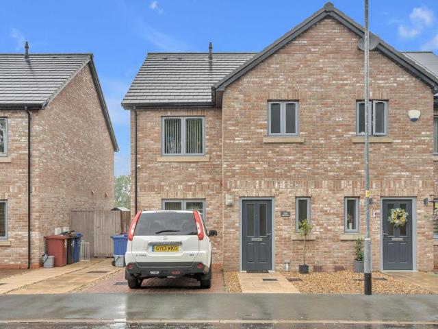 3 bedroom semi detached house for sale