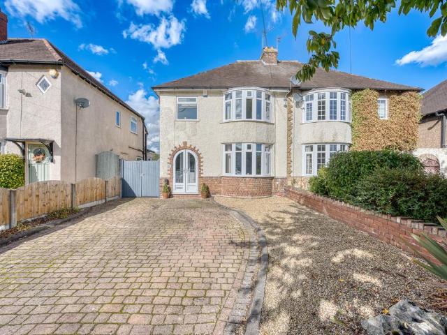 3 bedroom semi detached house for sale