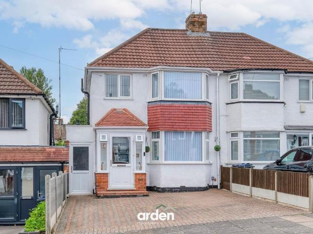 3 bedroom semi detached house for sale