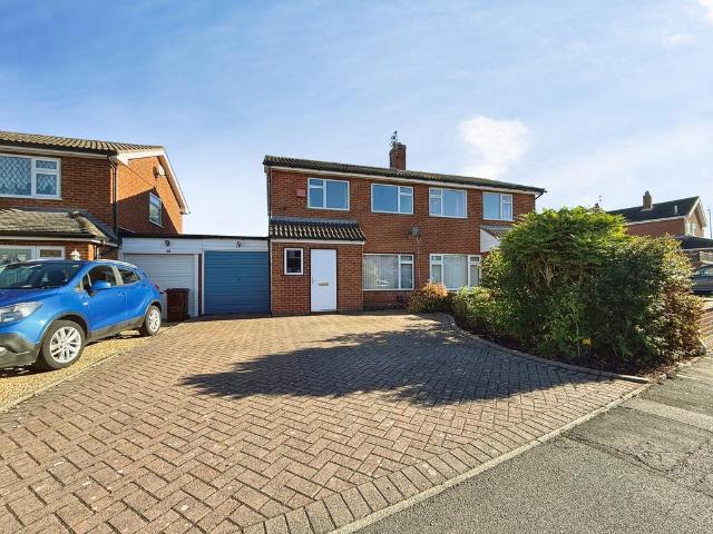 3 bedroom semi detached house for sale