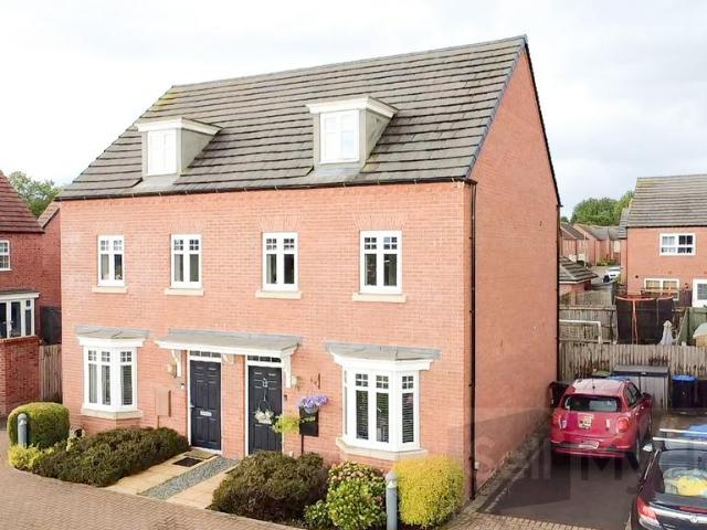3 bedroom semi detached house for sale