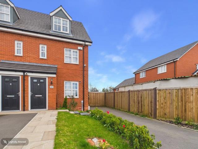 3 bedroom semi detached house for sale