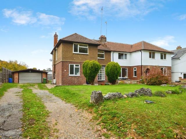 3 bedroom semi detached house for sale
