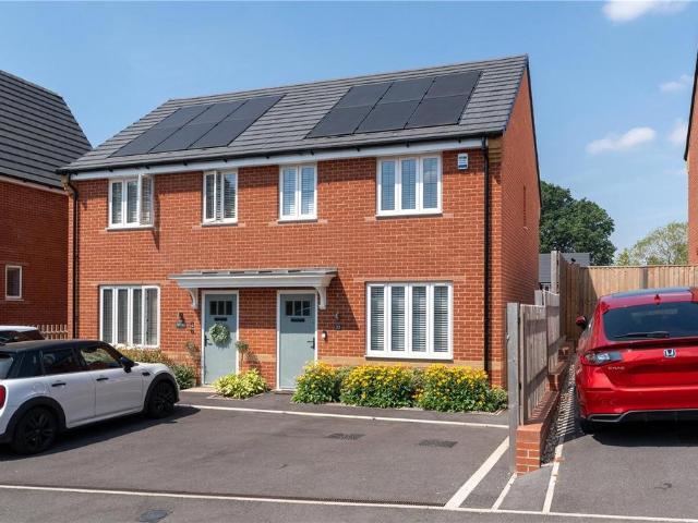 3 bedroom semi detached house for sale