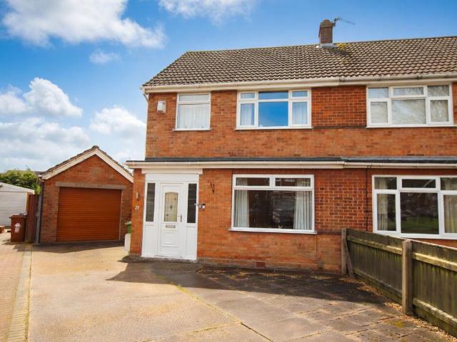 3 bedroom semi detached house for sale
