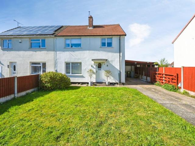 3 bedroom semi detached house for sale