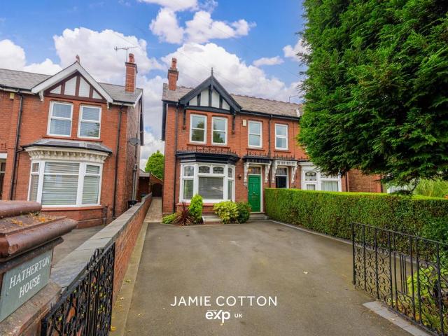 3 bedroom semi detached house for sale