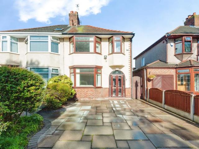 3 bedroom semi detached house for sale