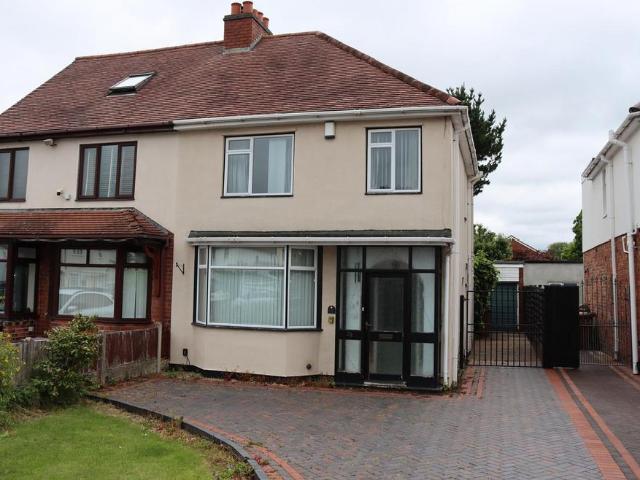 3 bedroom semi detached house for sale