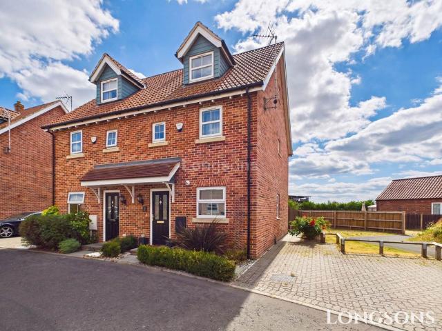 3 bedroom semi detached house for sale