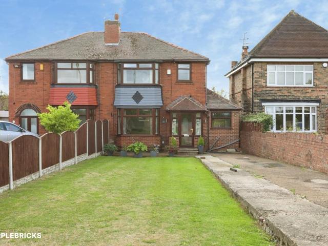 3 bedroom semi detached house for sale