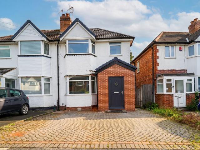 3 bedroom semi detached house for sale
