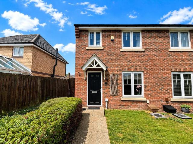 3 bedroom semi detached house for sale
