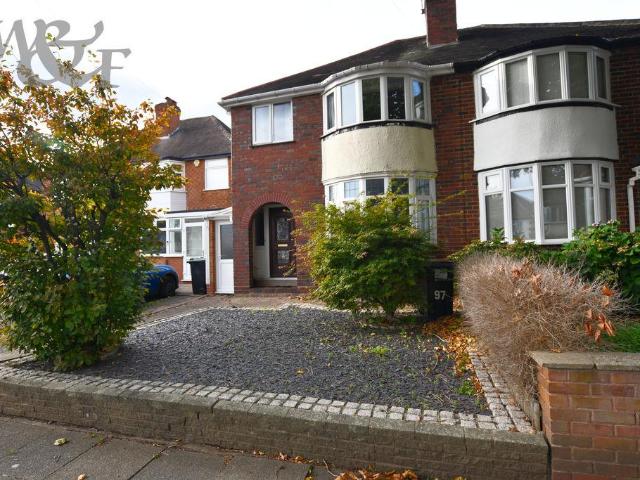 3 bedroom semi detached house for sale