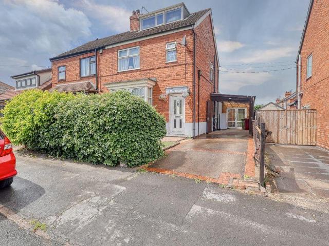 3 bedroom semi detached house for sale