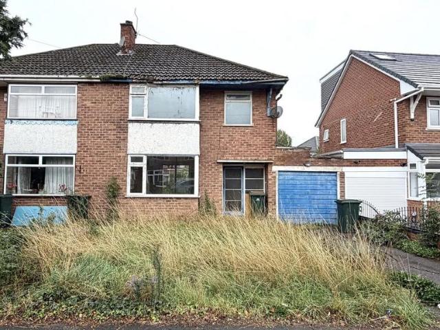 3 bedroom semi detached house for sale