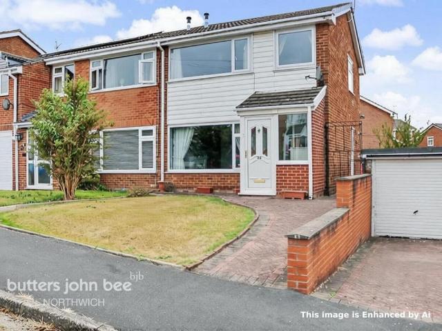 3 bedroom semi detached house for sale