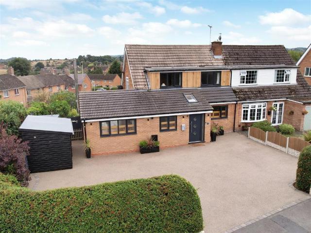 3 bedroom semi detached house for sale