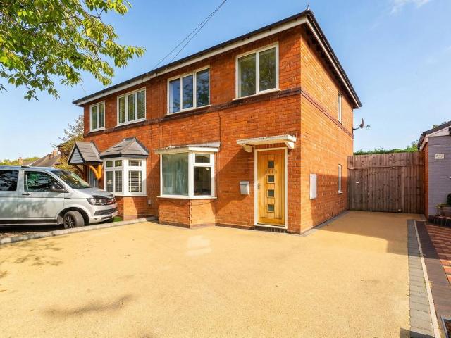 3 bedroom semi detached house for sale