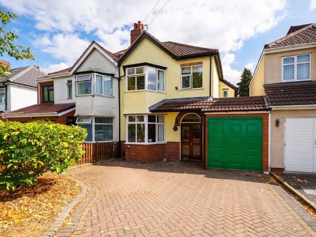 3 bedroom semi detached house for sale