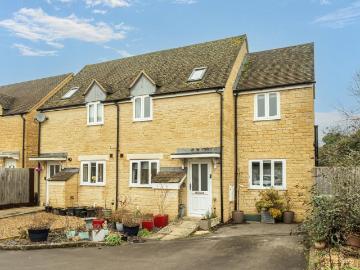 House for sale in Carterton - Garden