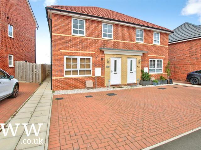 3 bedroom semi detached house for sale