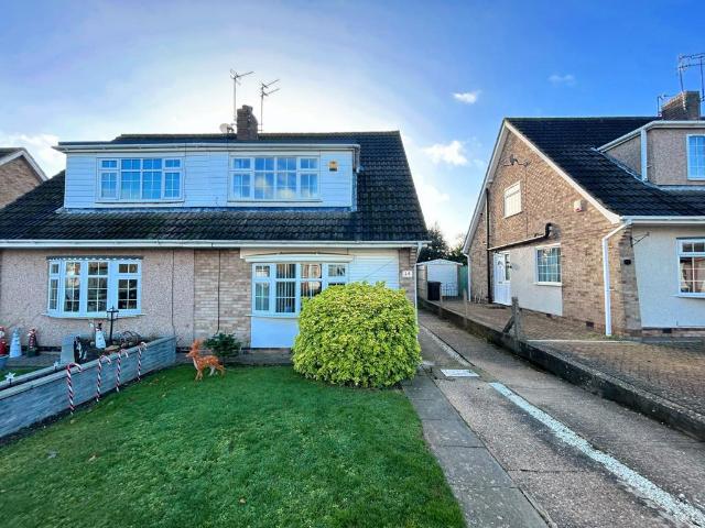 3 bedroom semi detached house for sale