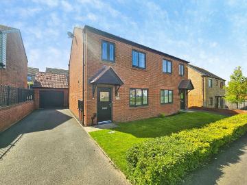 North East, North England - Garden, Equipped kitchen