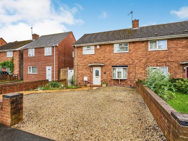 3 bedroom semi detached house for sale