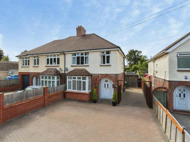 3 bedroom semi detached house for sale