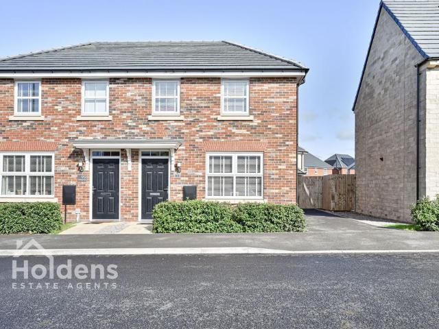 3 bedroom semi detached house for sale