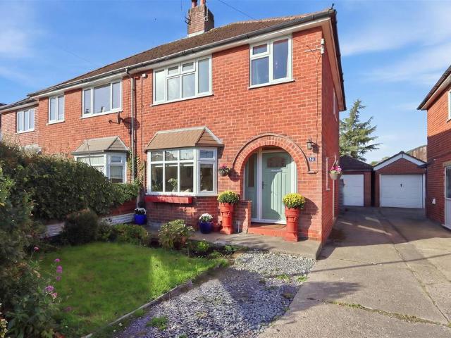 3 bedroom semi detached house for sale