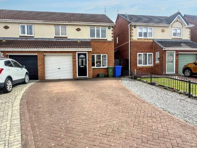 3 bedroom semi detached house for sale