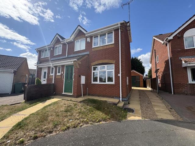 3 bedroom semi detached house for sale