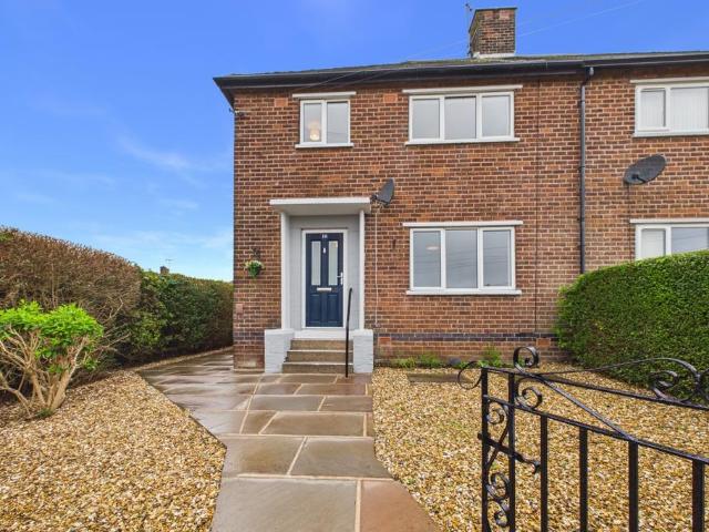 3 bedroom semi detached house for sale