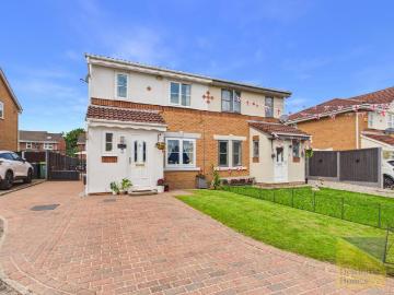 3 bedroom semi detached house for sale