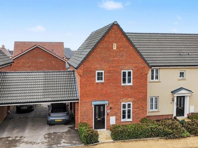 3 bedroom semi detached house for sale