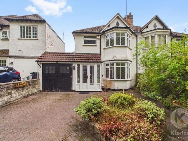 3 bedroom semi detached house for sale