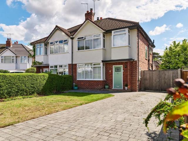 3 bedroom semi detached house for sale