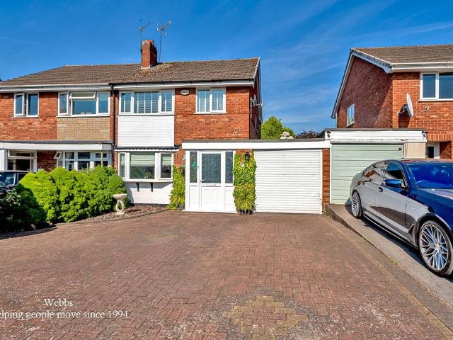 3 bedroom semi detached house for sale
