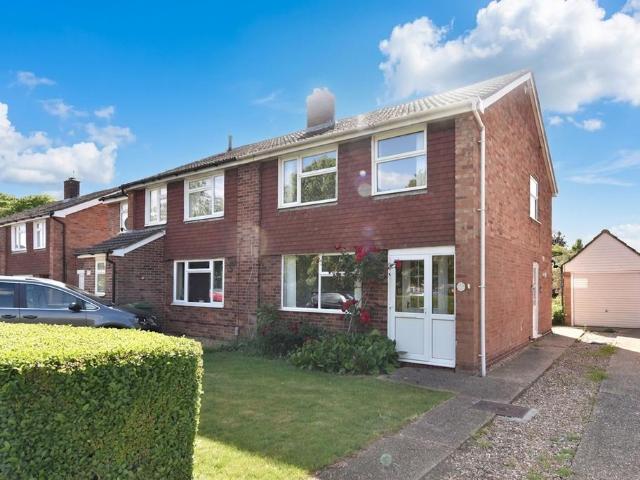 3 bedroom semi detached house for sale