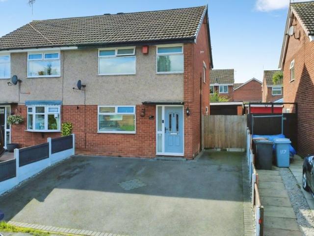 3 bedroom semi detached house for sale