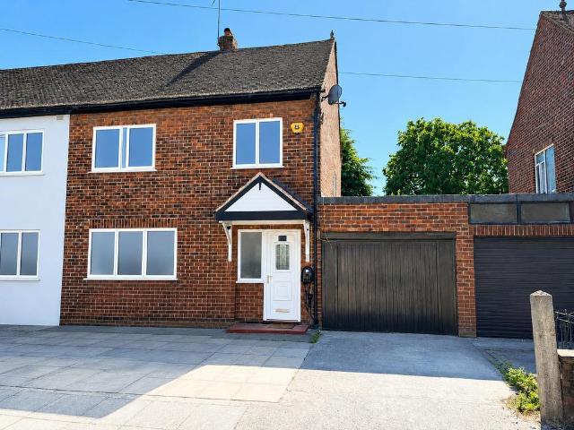 3 bedroom semi detached house for sale