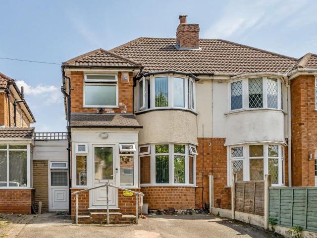 3 bedroom semi detached house for sale