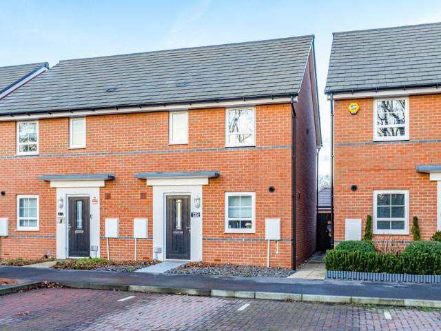 3 bedroom semi detached house for sale