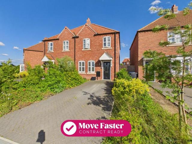 3 bedroom semi detached house for sale